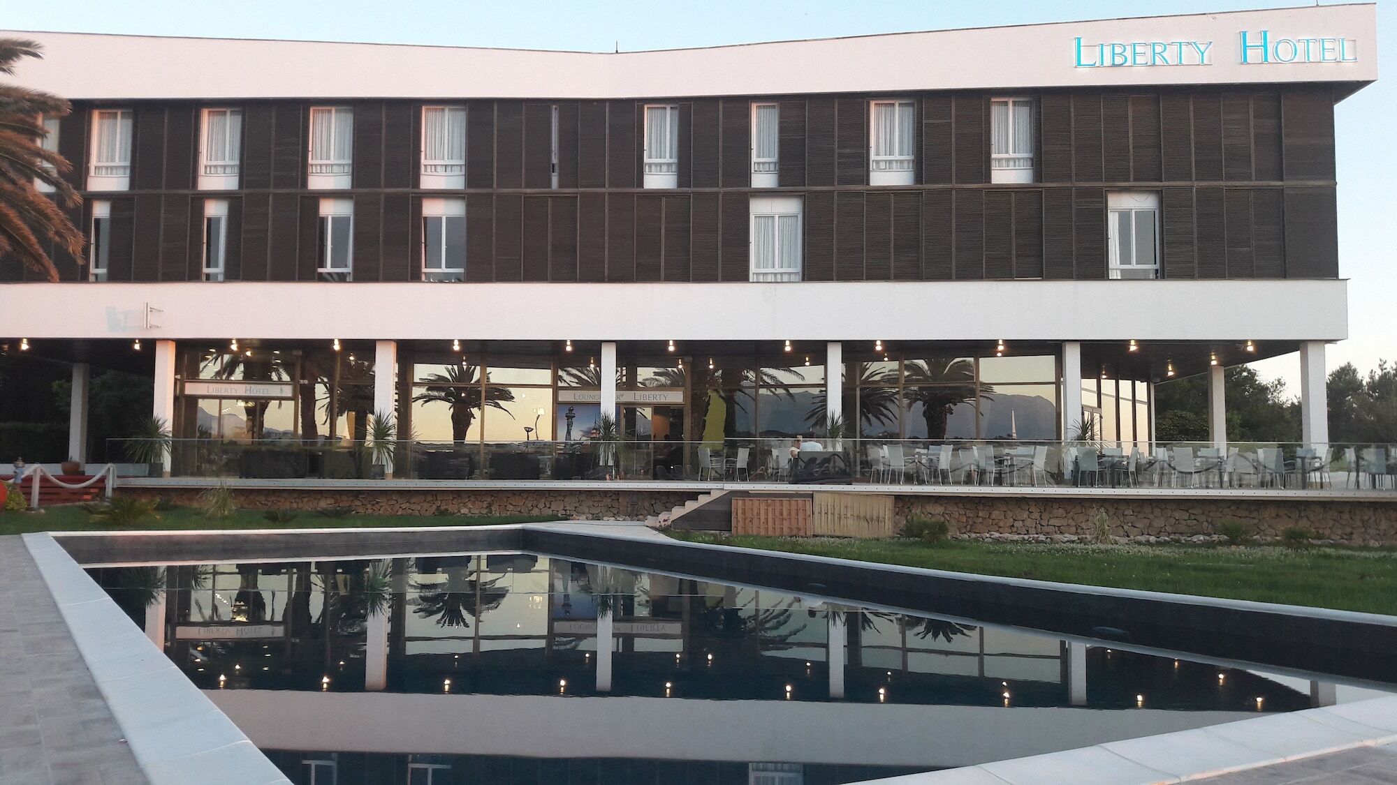 Liberty Hotel Novalja Exterior photo
